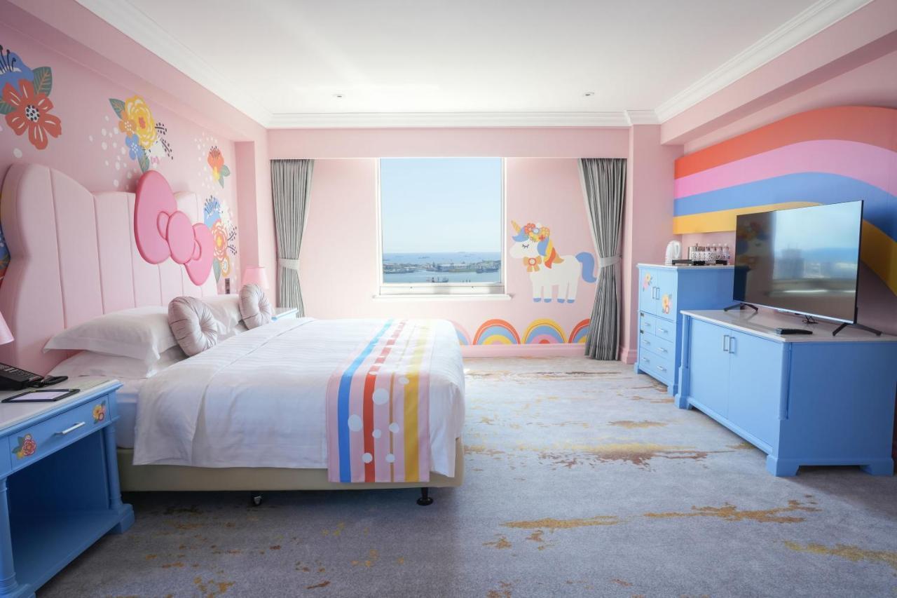 Grand Hi Lai Hotel Kaohsiung Zewnętrze zdjęcie Hello Kitty themed hotel room