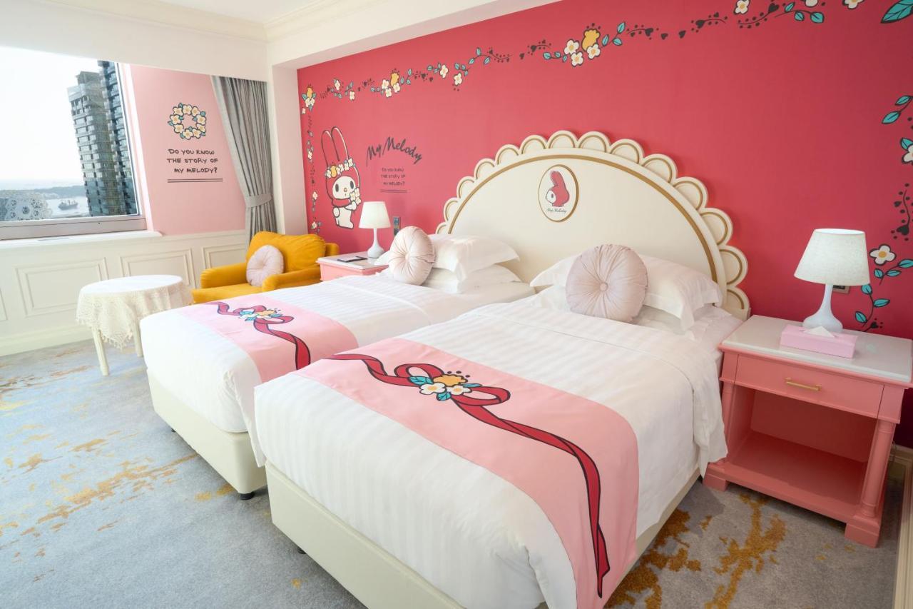 Grand Hi Lai Hotel Kaohsiung Zewnętrze zdjęcie Hello Kitty bedroom