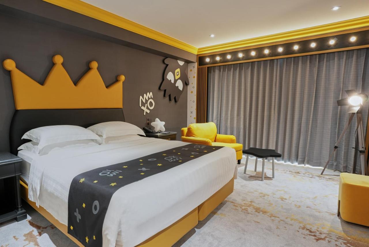 Grand Hi Lai Hotel Kaohsiung Zewnętrze zdjęcie A room at the hotel