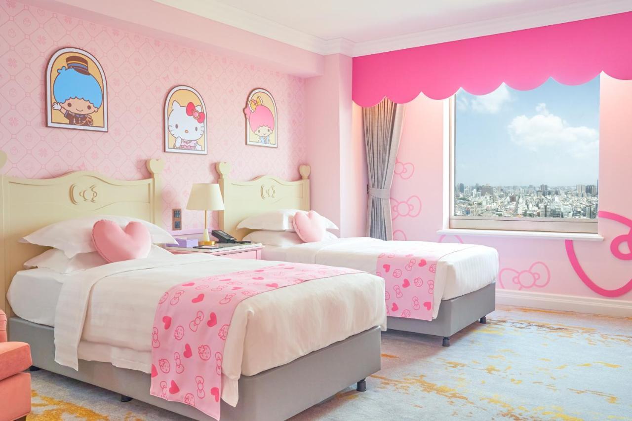 Grand Hi Lai Hotel Kaohsiung Zewnętrze zdjęcie Hello Kitty themed hotel room at the Mira Hong Kong
